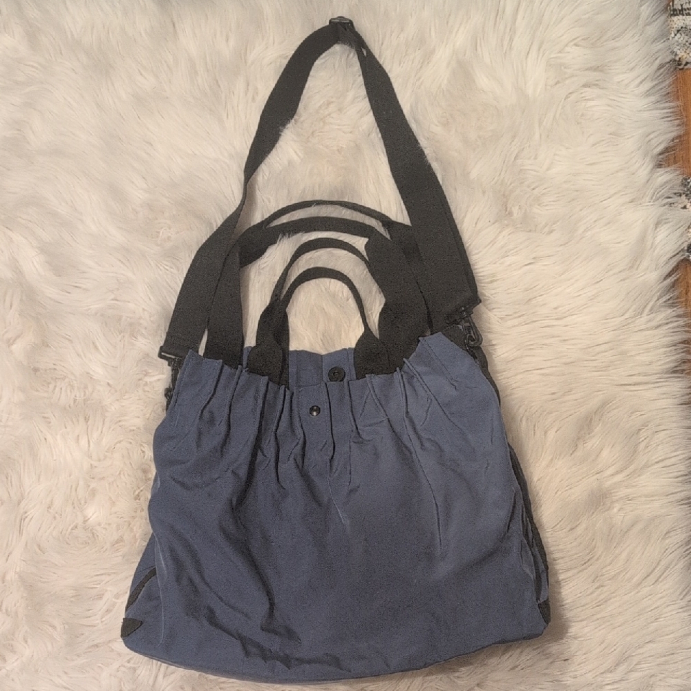 Street Level Navy and Black Tote Bag